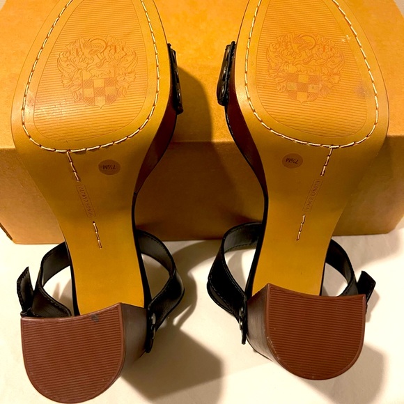 Vince Camuto Black Platform Sandal - Picture 2 of 4